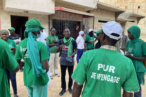 Senegal s young voters defy election uncertainty maintain